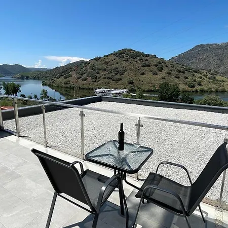 Douro Visit House * 托里－迪蒙科尔武