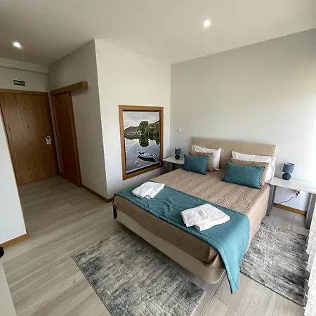 Douro Visit House 农家乐 托里－迪蒙科尔武