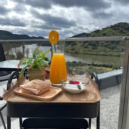 Douro Visit House 팜스테이 *