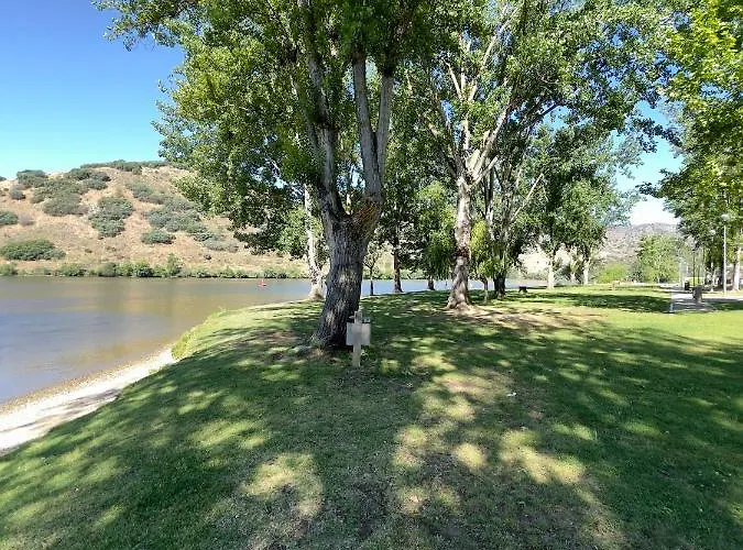 农家乐 Douro Visit House 托里－迪蒙科尔武