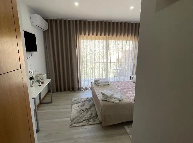 Douro Visit House טורה דה מונקורבו