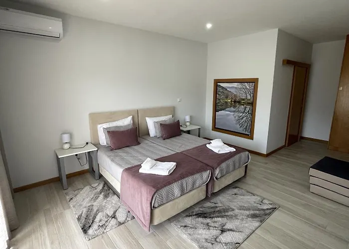 Douro Visit House בית חווה טורה דה מונקורבו