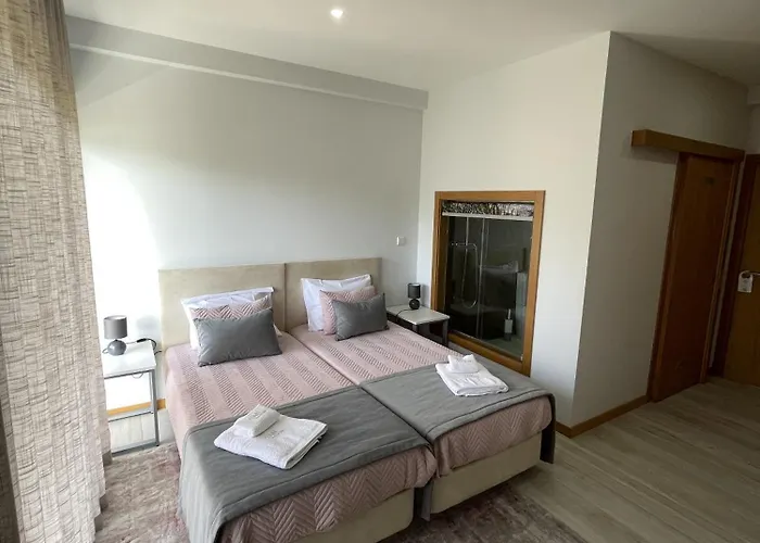 Douro Visit House בית חווה טורה דה מונקורבו